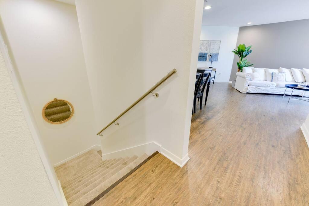 Lavish Living Lux Marina Views Apartamento